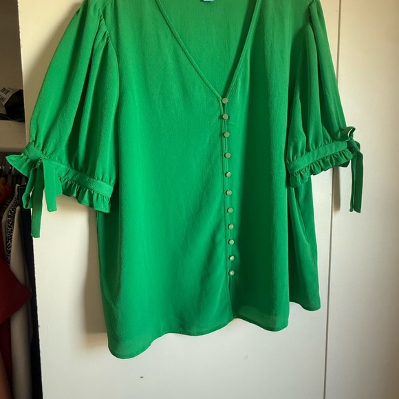 CeCe Yellow Top - Picture 11 of 15